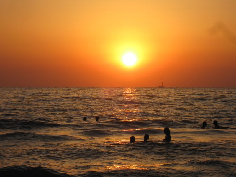 Volunteering in Izmir- the chaos and the calm